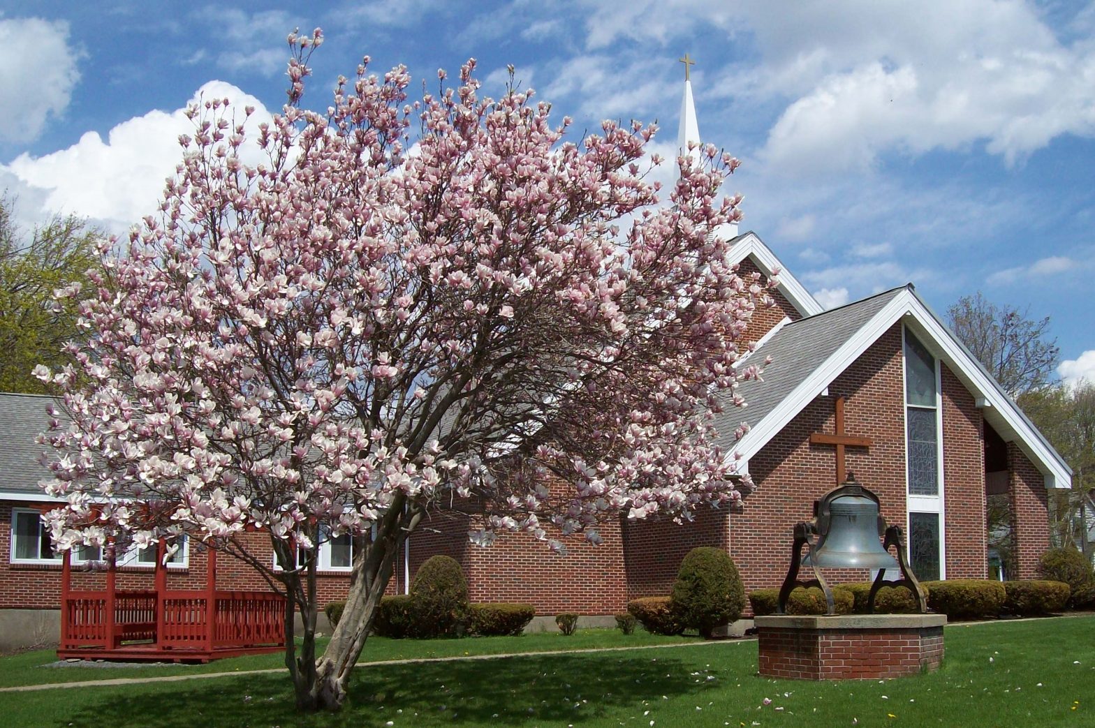 Welcome to Grace Lutheran Church in Johnstown, New York